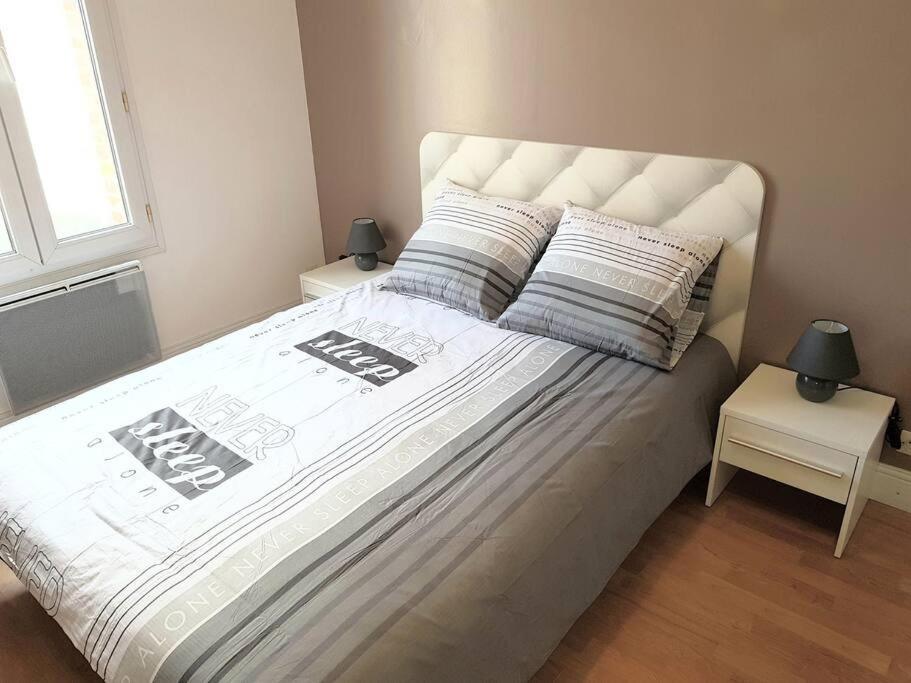 Le Refuge Des Corderies Apartment Blois Ngoại thất bức ảnh